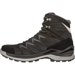 LOWA Innox Pro GTX Mid Schoen - Black/grey -Lowa Winkel 310703 9930 innox pro gtx mid schuhe black grey 4 1261180