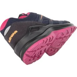 LOWA Maddox GTX LO Junior Kids Shoes - Navy/fuchsia (Size 36-39) -Lowa Winkel 340121 6918 maddox gtx lo junior kinderschuh navy fuchsia 5 1268239