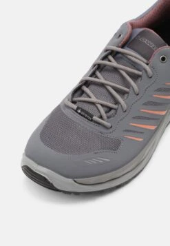 Lowa Outdoor Axos Gtx- Sportieve Wandelschoenen - Grau -Lowa Winkel 69b4b6407bf84d808eec223f7218d6e8