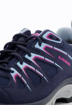 Lowa Outdoorschoenen - Dunkelblau -Lowa Winkel cf575c3cb2e845839b49878900cf3aad